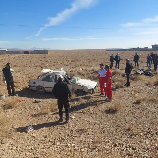 عکس تزئینی واژگونی پژو پارس ۲ فوتی بر جای گذاشت