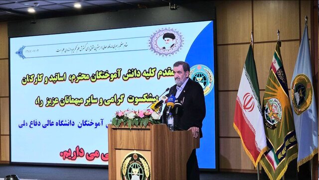 محسن رضایی: سوریه دچار اختلاف در داخل و بین قدرتهای بازیگر خواهد شد محسن رضایی: سوریه دچار اختلاف در داخل و بین قدرتهای بازیگر خواهد شد