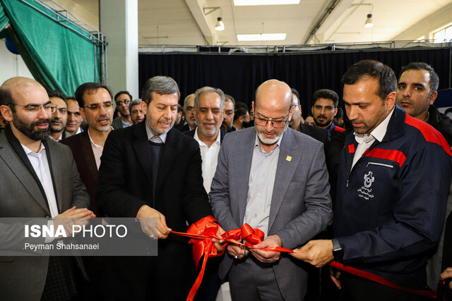 احداث نیروگاه خورشیدی در اصفهان کلنگ زنی شد