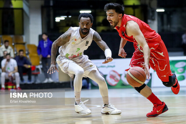 عکس تزئینی است باخت سنگین یاران حدادی مقابل مهگل/ جعفری تریپلدبل کرد