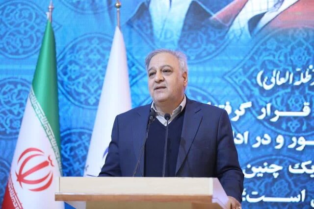 عکس آرشیوی است. حل مشکلات معلمان مدنظر قرار گیرد