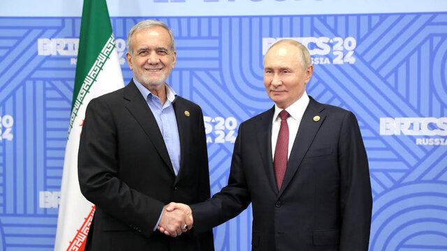 سفر پزشکیان به مسکو؛ تداوم سیاست موازنهسازی دولت با کشورها