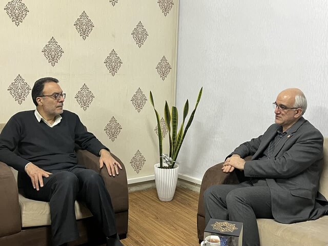 باید بر روی مباحث اقتصادی درمان ناباروری، بانک خون بند ناف و بانک اطلاعات ژنتیکی کار کرد باید بر روی مباحث اقتصادی درمان ناباروری، بانک خون بند ناف و بانک اطلاعات ژنتیکی کار کرد