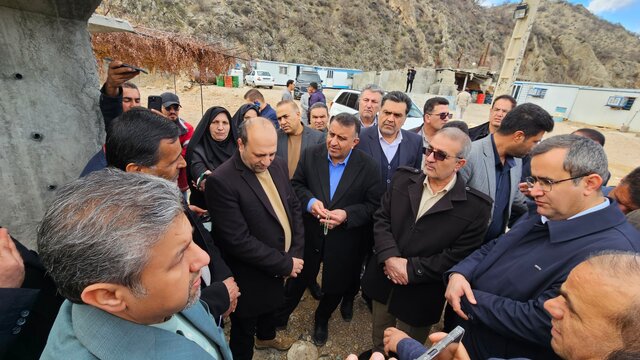 تکمیل پل ۱۵۴ متری تنگ سریز در انتظار بودجه تکمیل پل ۱۵۴ متری تنگ سریز در انتظار بودجه