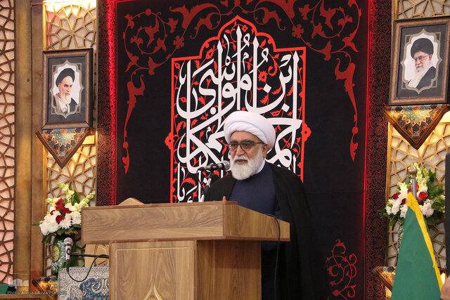 جامعه رضوی تنها با پیروی از امامت و ولایت محقق می‌شود