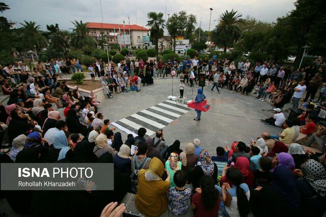 عکس تزئینی است نخستین شادواره بزرگ شهروندی با عنوان «شادزی» در قم برگزار میشود
