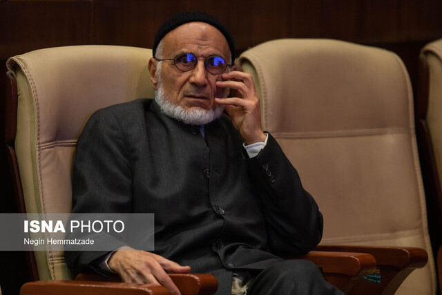 نقدی به اظهارات عجیب میرسلیم که گفت نفت مال خداست نه مردم