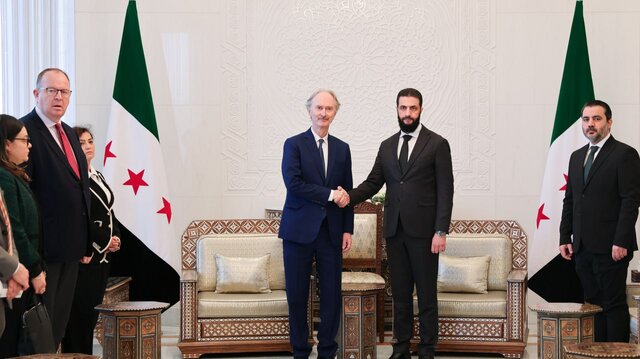 دیدار فرستاده سازمان ملل به سوریه با الجولانی و الشیبانی دیدار فرستاده سازمان ملل به سوریه با الجولانی و الشیبانی
