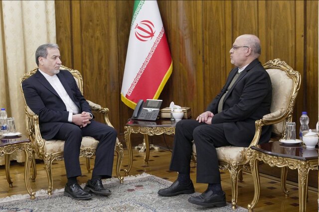 رایزنی سفرای ایران در بیروت، کابل و  ژنو با وزیر امور خارجه رایزنی سفرای ایران در بیروت، کابل و  ژنو با وزیر امور خارجه