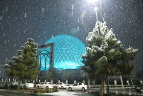 بارش سنگین شبانه برف در همدان
