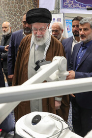 بازدید رهبر انقلاب از نمایشگاه پیشگامان پیشرفت، رویداد ملی توانمندیها و دستاوردهای بخش خصوصی