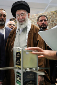 بازدید رهبر انقلاب از نمایشگاه پیشگامان پیشرفت، رویداد ملی توانمندیها و دستاوردهای بخش خصوصی