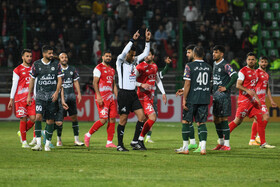 از جنگ تا فوتبال؛ پرسپولیس و ذوب‌آهن پس از یک تقابل ناتمام و ۳۱۸ روز فاصله روبه‌روی هم