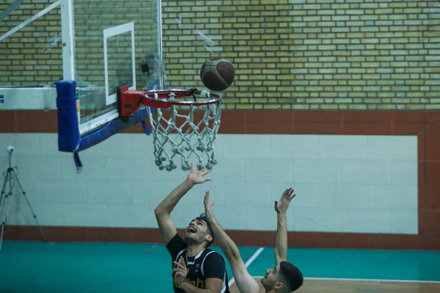 برد دراماتیک آسمان خراشان تبریزی در دل کویر برد دراماتیک آسمان خراشان تبریزی در دل کویر