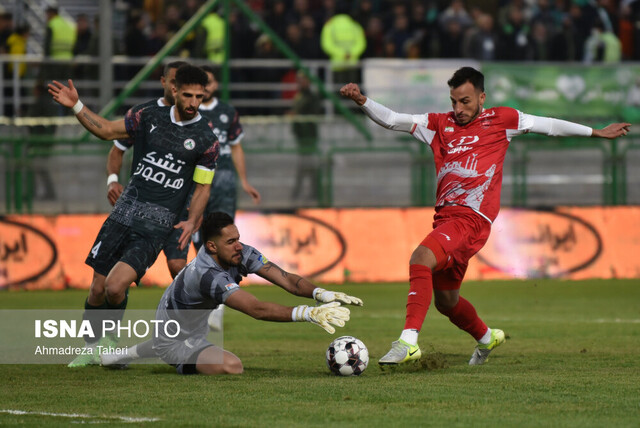 هفته شانزدهم لیگ برتر فوتبال؛ ذوب آهن -‌ پرسپولیس