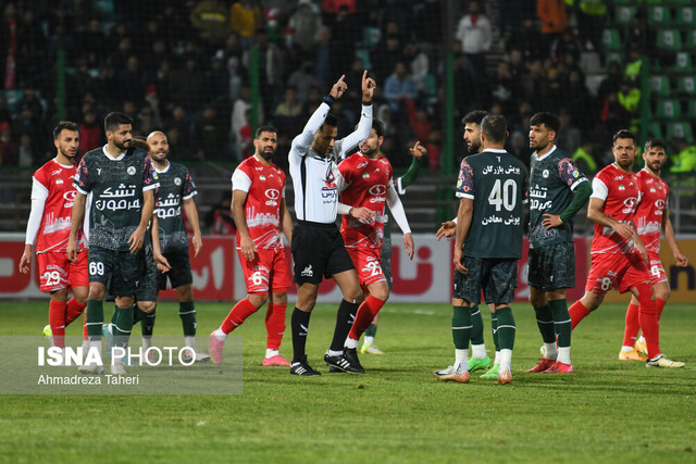 از جنگ تا فوتبال؛ پرسپولیس و ذوب‌آهن پس از یک تقابل ناتمام و ۳۱۸ روز فاصله روبه‌روی هم