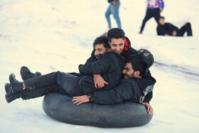 تفریح پر خطر زمستانی در همدان