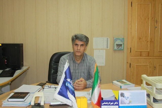 اجرای فاز یازدهم طرح واکسیناسیون طیور بومی علیه نیوکاسل در ایلام اجرای فاز یازدهم طرح واکسیناسیون طیور بومی علیه نیوکاسل در ایلام