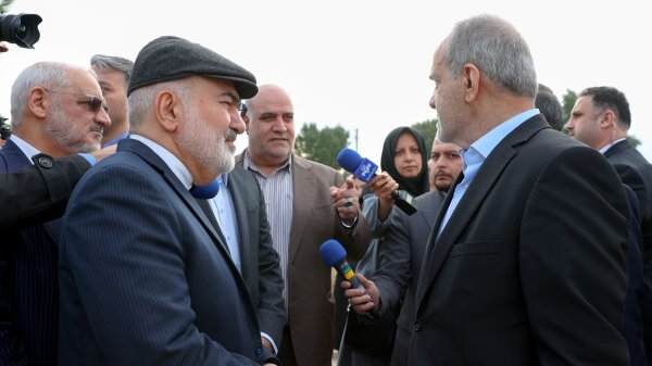 نقشه جامع، کارآمد و دوراندیشانه برای ساماندهی حاشیه رود کارون تهیه شود نقشه جامع، کارآمد و دوراندیشانه برای ساماندهی حاشیه رود کارون تهیه شود