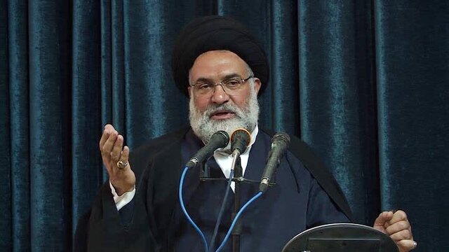 استفاده از ظرفیت بخش خصوصی راهکاری مهم برای برون رفت از مشکلات اقتصادی استفاده از ظرفیت بخش خصوصی راهکاری مهم برای برون رفت از مشکلات اقتصادی