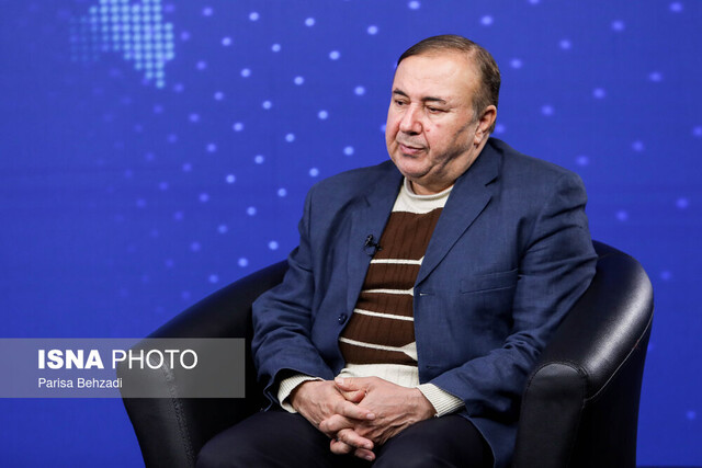 نوین: بانکها سراغ بدهکاران بروند/یارانه ۳ دهک بالا حذف میشود/علائم ایمنی در جادهها کافی نیست