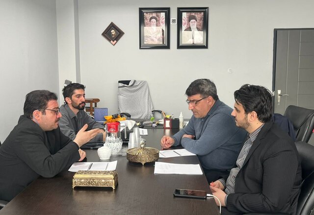 بررسی ساخت آثار هنری مرتبط با ایثار و شهادت در کمیسیون هنری بنیاد شهید و امورایثارگران بررسی ساخت آثار هنری مرتبط با ایثار و شهادت در کمیسیون هنری بنیاد شهید و امورایثارگران