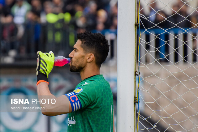 واکنش حسینی به نیمکتنشینی رضاییان: دخالتی نمیکنم واکنش حسینی به نیمکتنشینی رضاییان: دخالتی نمیکنم