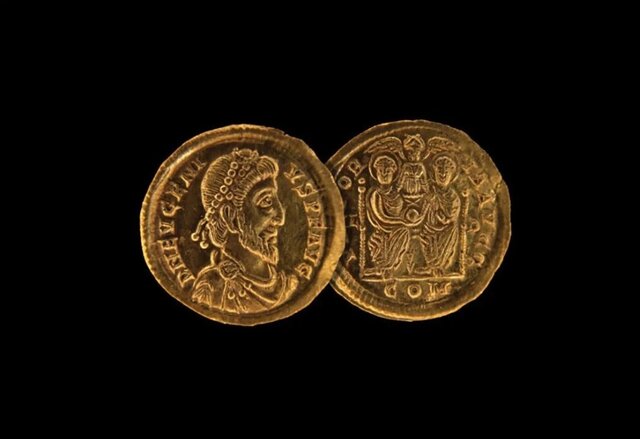 کشف سکههایی نادر کشف سکههایی نادر