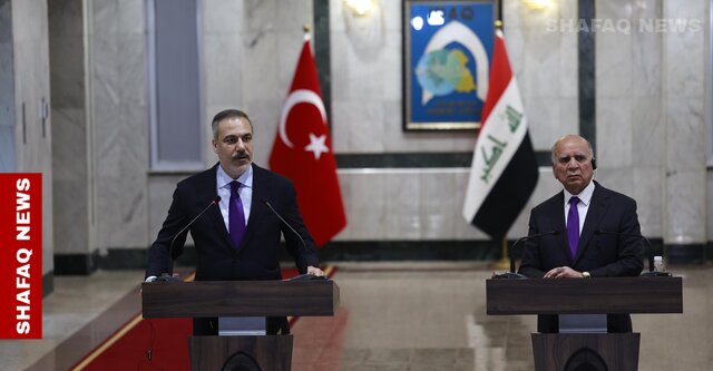 کنفرانس مطبوعاتی مشترک وزرای خارجه عراق و ترکیه تحولات سوریه و داعش؛ محور رایزنیهای وزرای خارجه عراق و ترکیه