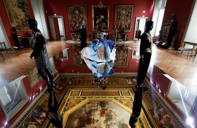 لباسهای فاخر در «لوور»