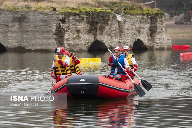 عکس آرشیوی است. امدادرسانی هلال احمر به بیش از ۶۴۰ حادثه در کشور طی هفته گذشته