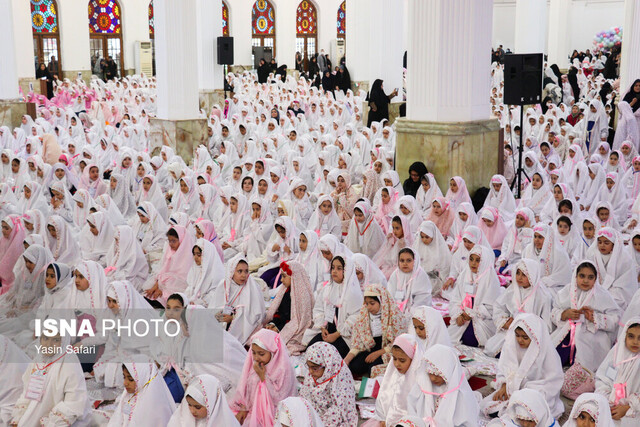 عکس تزئینی است ۹۴۰ دانش آموز کردستانی در برنامه معنوی سودای بندگی شرکت کردند