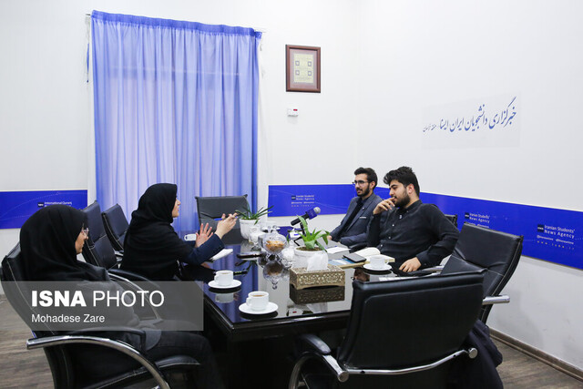 پازوکی: جوانان سیاستگریز شدهاند/ غلامی: قالب فعالیت سیاسی جوانان تغییر کرده است