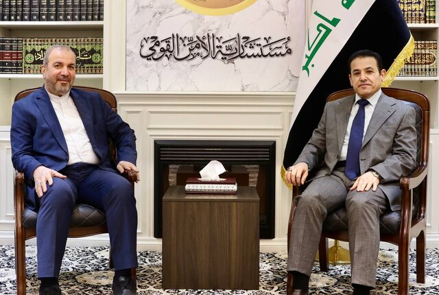 رایزنی آلصادق و الاعرجی درباره همکاری ایران و عراق برای مبارزه با تروریسم رایزنی آلصادق و الاعرجی درباره همکاری ایران و عراق برای مبارزه با تروریسم