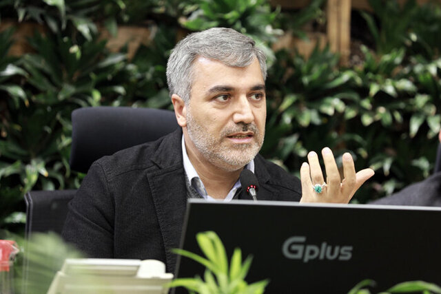 فراخوان شهرداری تهران برای جذب ۱۰ هزار کارگر ایرانی/ اعلام آمادگی پیمانکاران برای همکاری با شهرداری تهران فراخوان شهرداری تهران برای جذب ۱۰ هزار کارگر ایرانی/ اعلام آمادگی پیمانکاران برای همکاری با شهرداری تهران