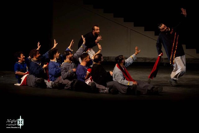 هشدار یک هنرمند درباره فروش خاک هرمز