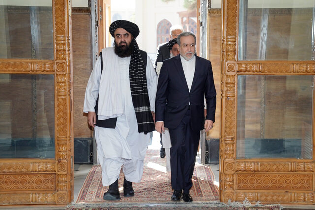 روایت متقی از سفر «خوب و سازنده» عراقچی به کابل روایت متقی از سفر «خوب و سازنده» عراقچی به کابل