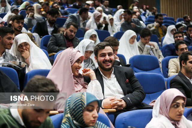 تاکید رئیس دانشگاه علوم پزشکی تهران بر فرزندآوری دانشجویان در سال‌های اول زندگی مشترک