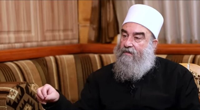 تاکید یکی از رهبران دروزی بر ادامه جنگ با دولت دمشق تاکید یکی از رهبران دروزی بر ادامه جنگ با دولت دمشق