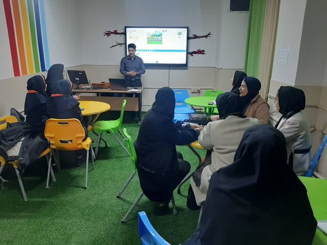 توسعه سواد دیجیتال در کودکستانهای استان سمنان توسعه سواد دیجیتال در کودکستانهای استان سمنان