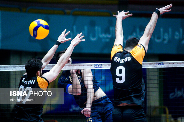 تصویر آرشیوی است. اکبری درناها را شکست داد، شاگردان عطایی صعود کردند