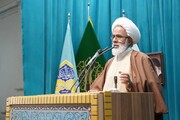ملت و نیروهای مسلح ایران شر آمریکا را برای همیشه از منطقه کم می‌کنند