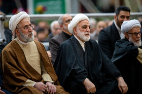 غلامحسین محسنی اژه ای رییس قوه قضاییه و محمّدکاظم موحّدی آزاد، دادستان کل کشور در نماز جمعه تهران - ۱۲ بهمن