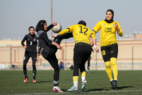 رقابتهای لیگ برتر فوتبال بانوان؛ سپاهان اصفهان - تام اصفهان