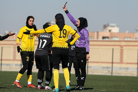 رقابتهای لیگ برتر فوتبال بانوان؛ سپاهان اصفهان - تام اصفهان