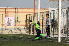 رقابتهای لیگ برتر فوتبال بانوان؛ سپاهان اصفهان - تام اصفهان
