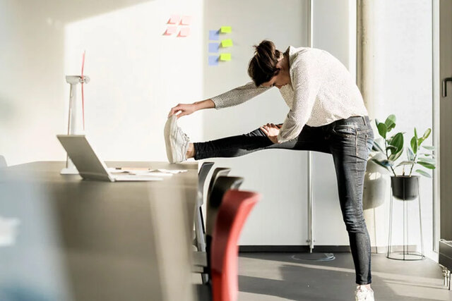 ویدیو/ چه مقدار ورزش برای جبران اثرات منفی نشستن طولانیمدت نیاز است؟ ویدیو/ چه مقدار ورزش برای جبران اثرات منفی نشستن طولانیمدت نیاز است؟