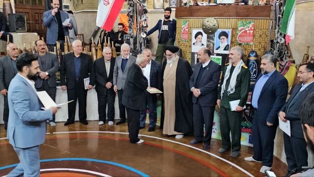 تجلیل از پهلوانهای ورامین در همایش باستانیکاران