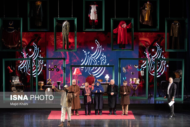 عکس تزیینی است گزارشی رسمی از هزینههای جشنواره تئاتر فجر و عروسکی