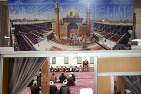 عمامه گذاری طلاب در روز میلاد امام حسین(ع)
